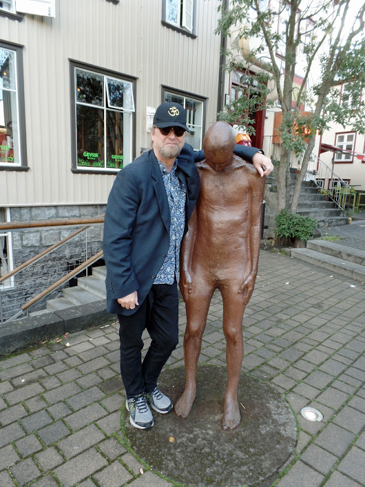 Hanging with my brother in Reykjavik. 